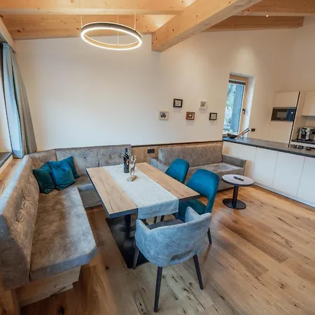 Karlingerhof Apartment